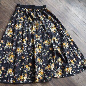 Cute Floral Black Skirt